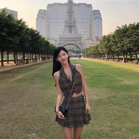 Bangsar South Escort – Saran – Korean Girl Escort In Seputeh