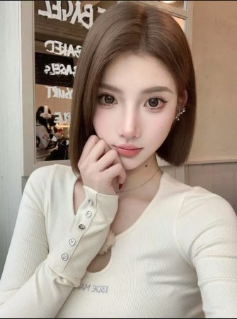 KL Escort – YuTong – China Girl Escort At Bangsar