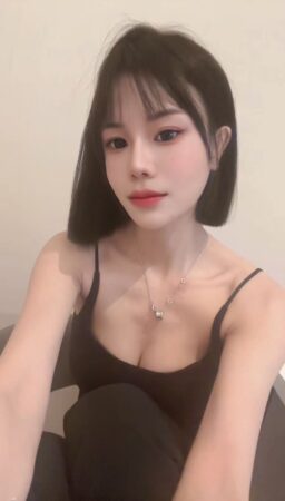 KL Escort – QiYue – China Girl Escort At Bangsar